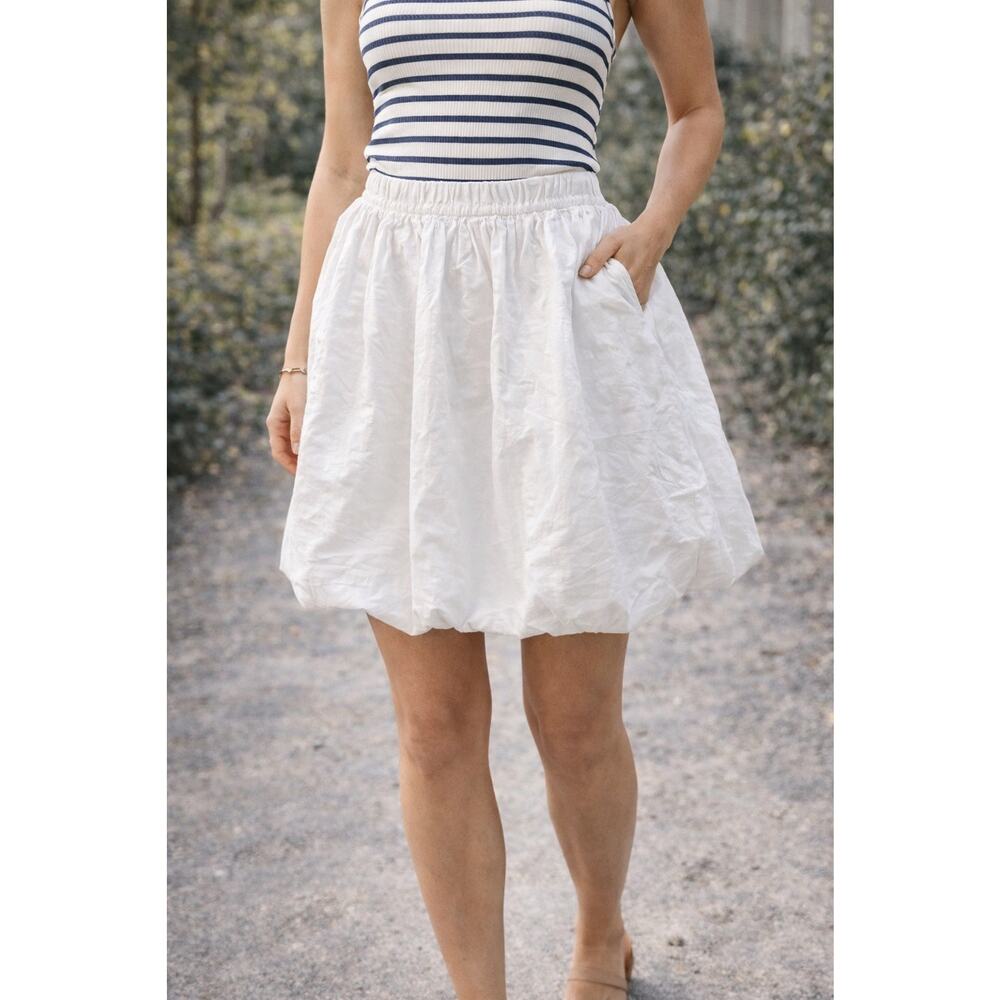 3 for $9 Cream & Rogue Clothing 100% Cotton Balon Mini Skirt White S